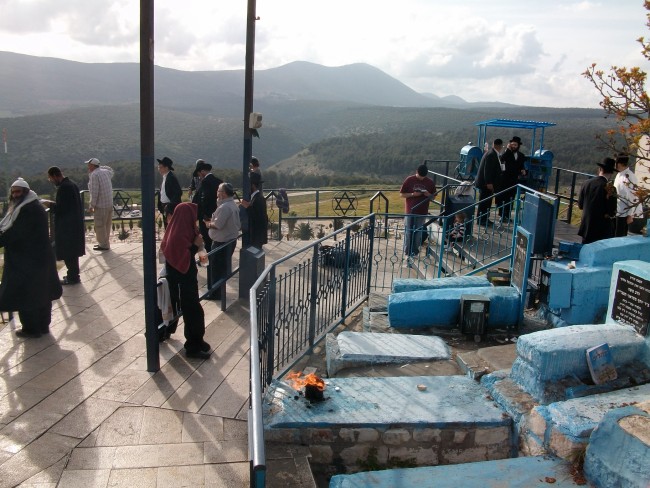 Résultat de recherche d'images pour "la tombe de rabbi meir baal ness"